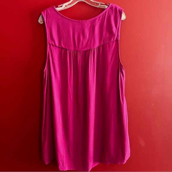Torrid Crepe Tank Top - Picture 9 of 10
